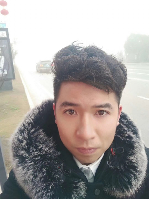 开心快乐每一天的第一张照片--呼和浩特相亲服务中心