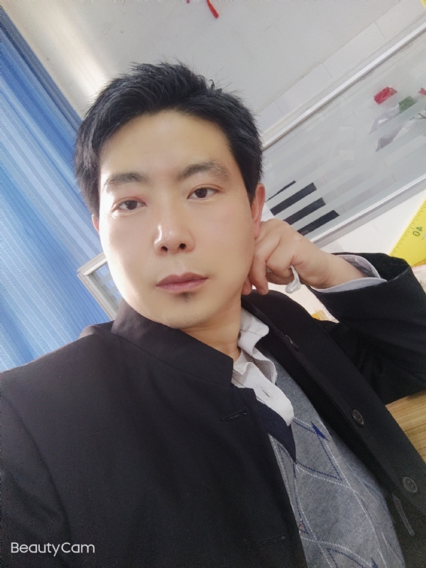 铜豌豆的第一张照片--呼和浩特相亲服务中心