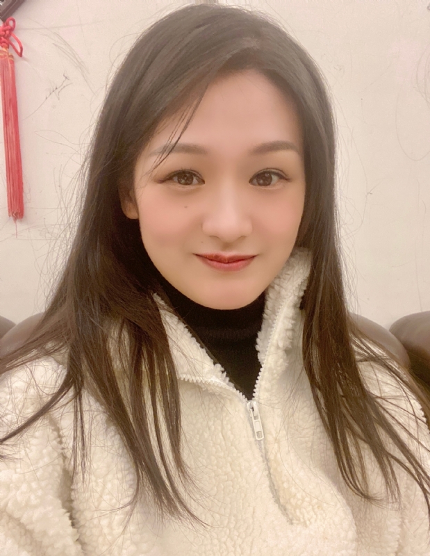 盧盈穎的第二张照片--呼和浩特相亲服务中心