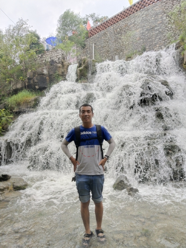 星矢的第一张照片--呼和浩特相亲服务中心