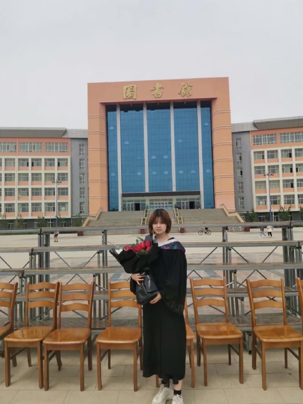 铁锤妹妹的第一张照片--呼和浩特相亲服务中心