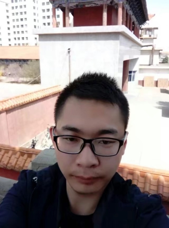 龙在天的第一张照片--呼和浩特相亲服务中心