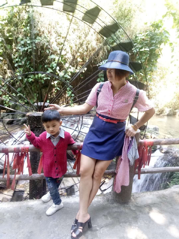 张敏娟的第二张照片--呼和浩特相亲服务中心