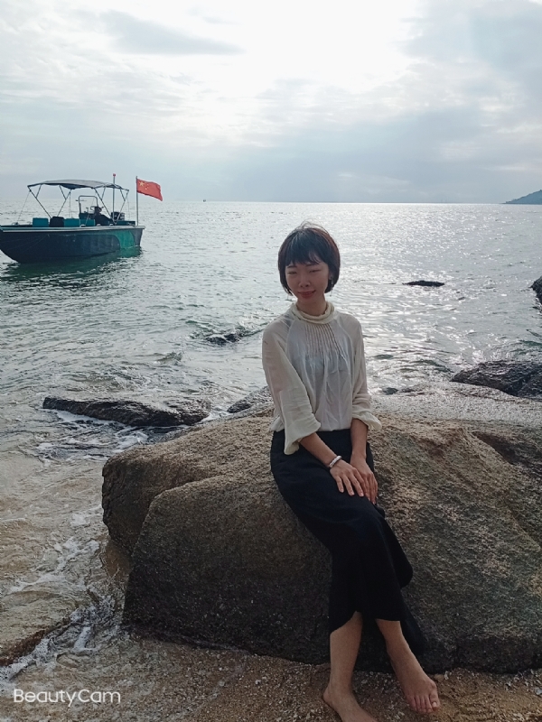 悠悠南山下的第二张照片--呼和浩特相亲服务中心