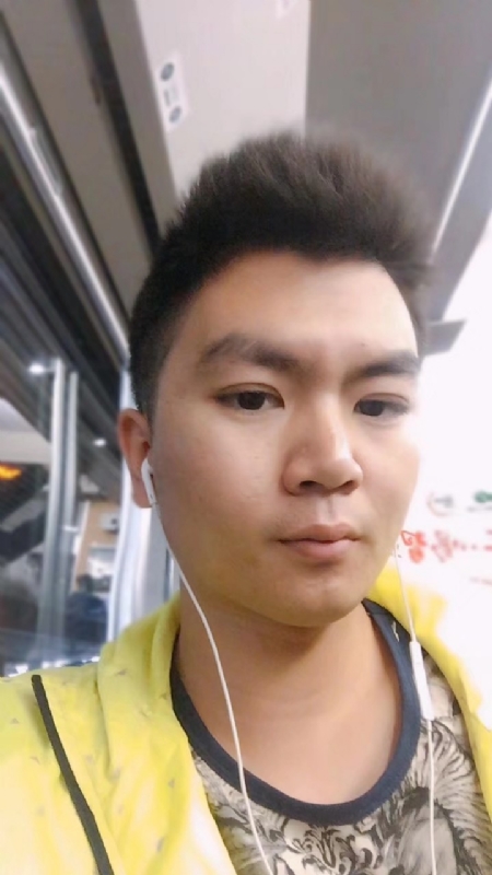 瑞泽的第一张照片--呼和浩特相亲服务中心