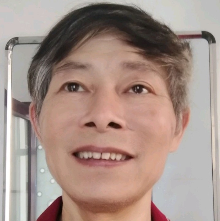 唐衡的第一张照片--呼和浩特相亲服务中心