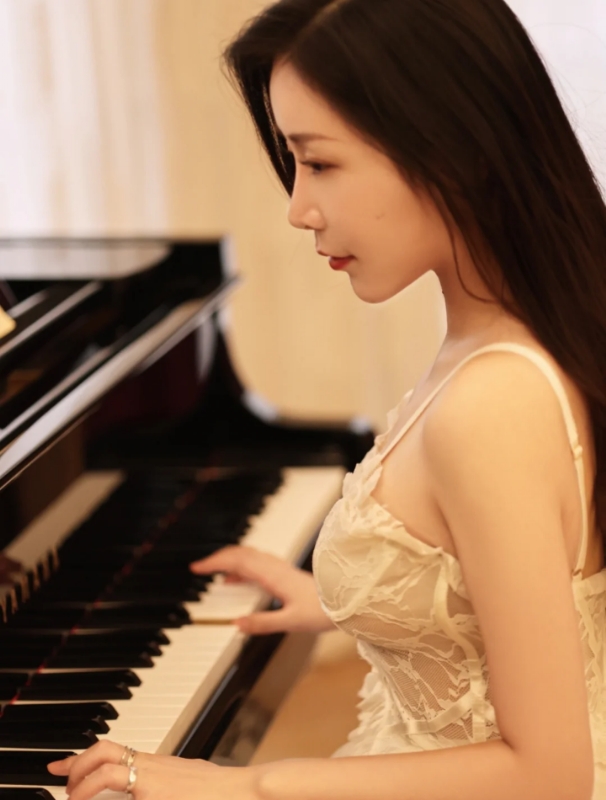 linlin的第二张照片--呼和浩特相亲服务中心