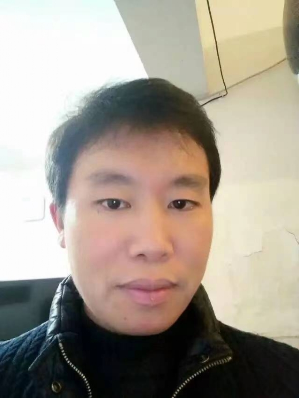 擎天柱的第三张照片--呼和浩特相亲服务中心