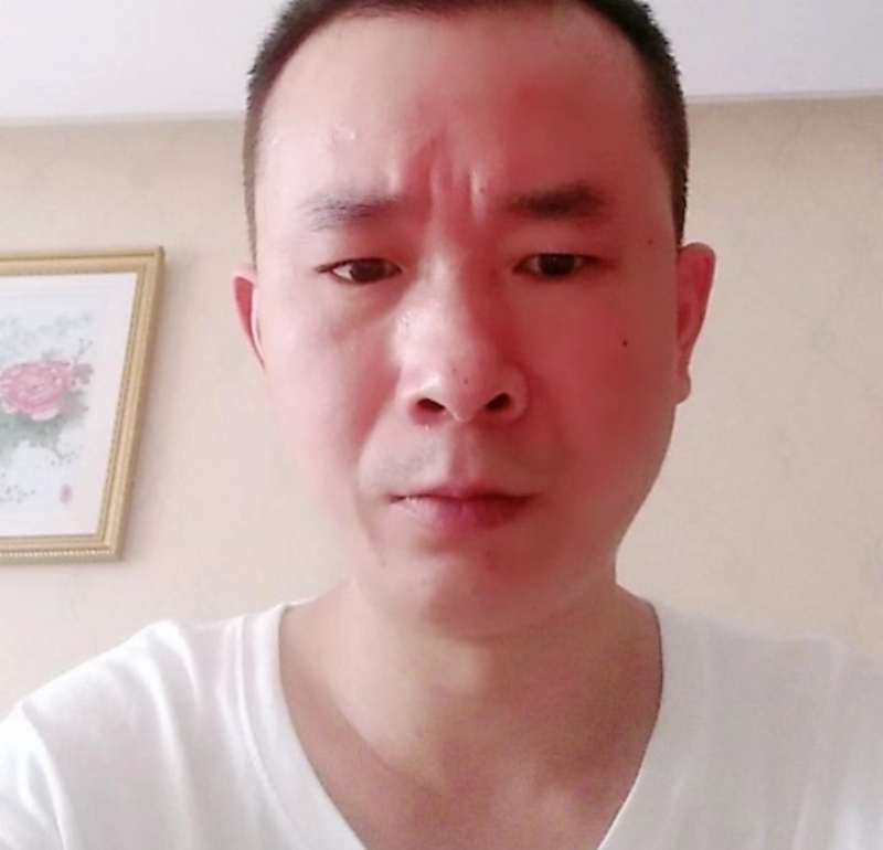 自由飞翔的第一张照片--呼和浩特相亲服务中心