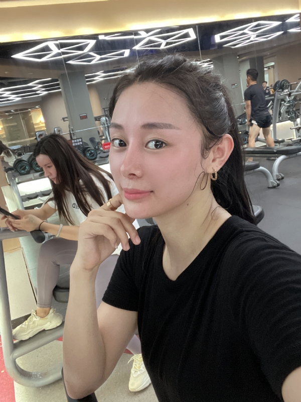 凉人心的第一张照片--呼和浩特相亲服务中心