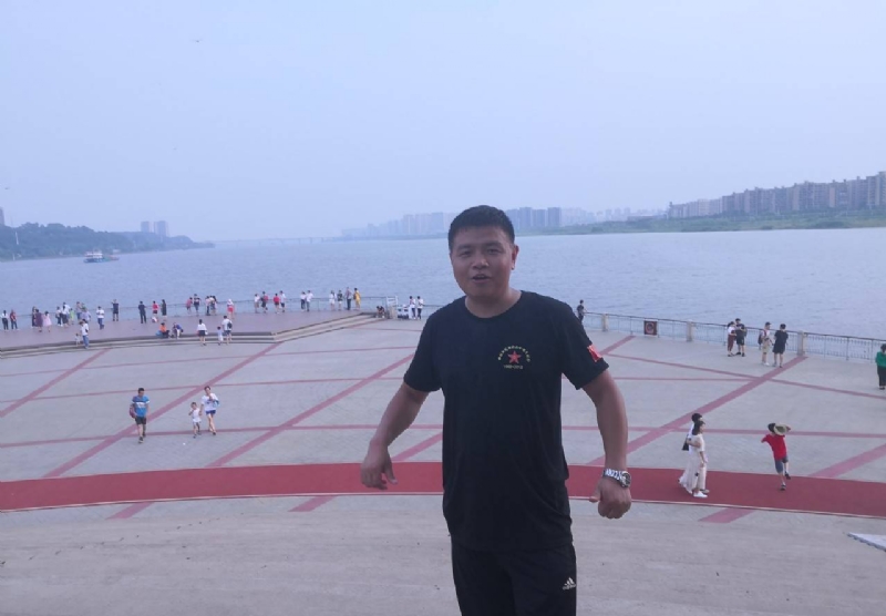 曾经心疼的我的第一张照片--呼和浩特相亲服务中心