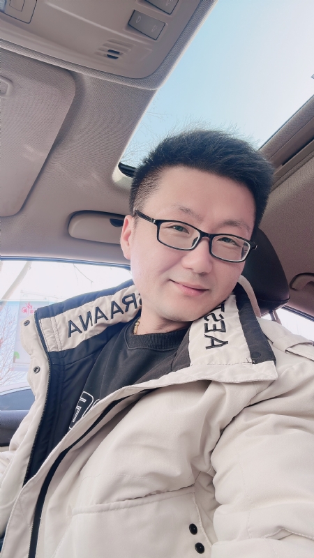 不离不弃的第二张照片--呼和浩特相亲服务中心