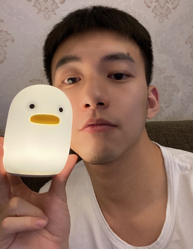 绝世大冤种的第三张照片--呼和浩特相亲服务中心