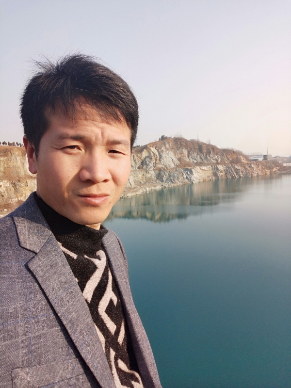 寒夜的第二张照片--呼和浩特相亲服务中心