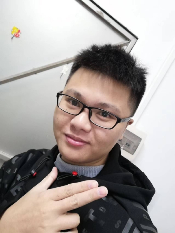 小小梦执的第一张照片--呼和浩特相亲服务中心