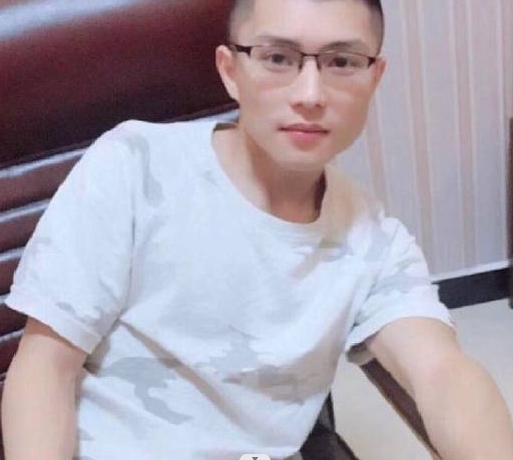 辉辉辉的第一张照片--呼和浩特相亲服务中心