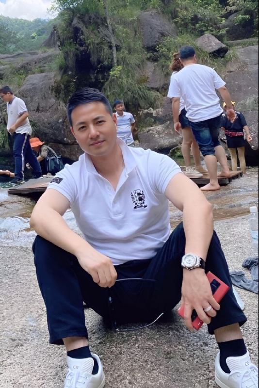 勿忘初心的第三张照片--呼和浩特相亲服务中心