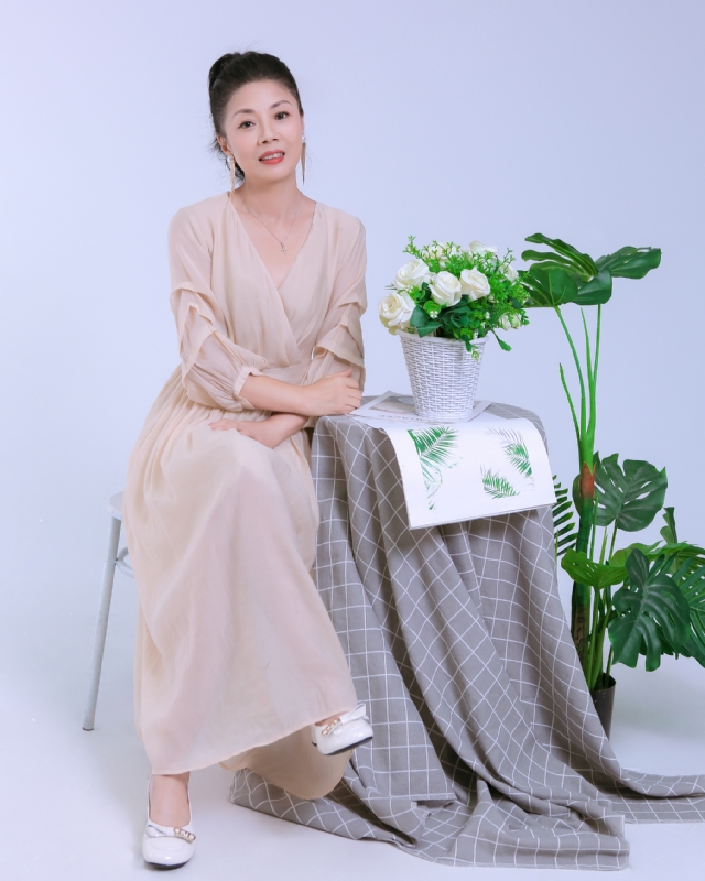 Anna的第一张照片--呼和浩特相亲服务中心