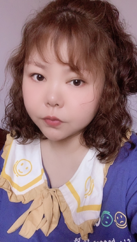 妞子的第一张照片--呼和浩特相亲服务中心