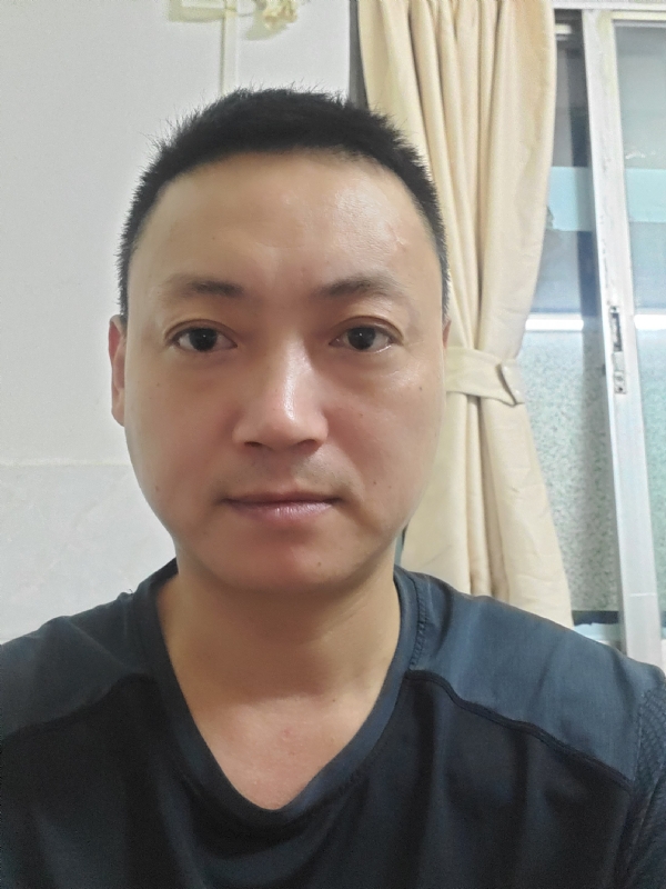 你若不离我定不弃的第一张照片--呼和浩特相亲服务中心