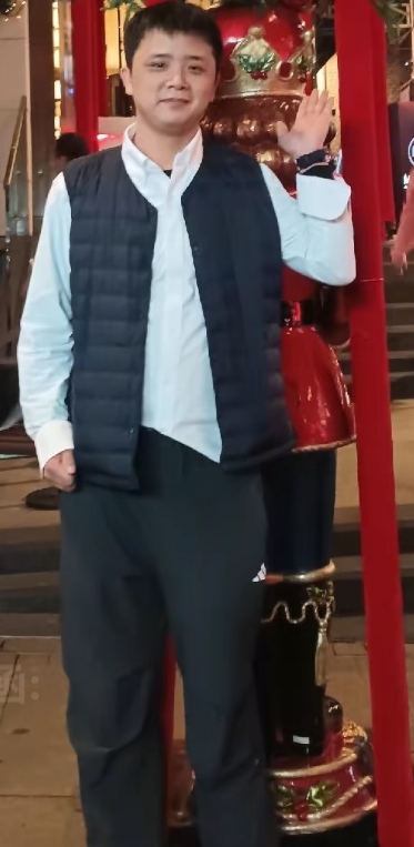 龙凤呈祥的第一张照片--呼和浩特相亲服务中心