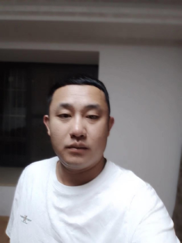 魔尊的第一张照片--呼和浩特相亲服务中心