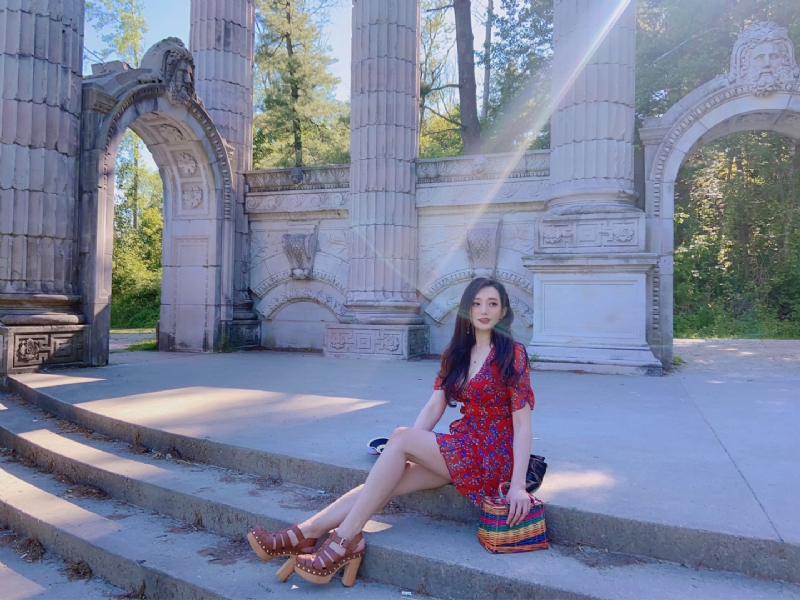 瑜瑜的第一张照片--呼和浩特相亲服务中心