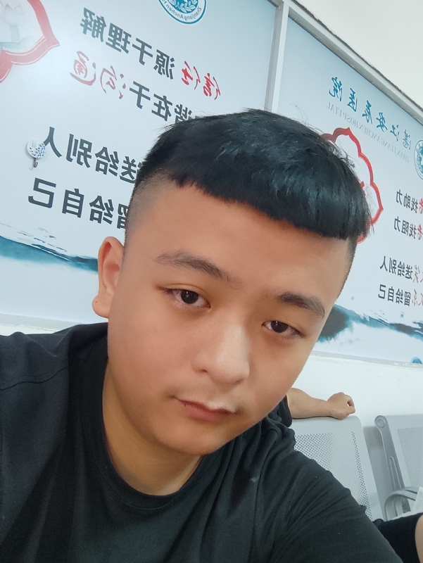 阿景的第一张照片--呼和浩特相亲服务中心