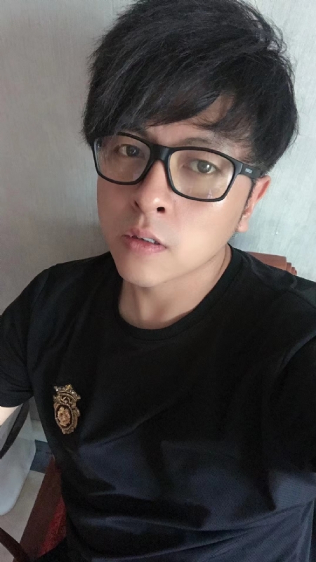 爱你永远不容易的第一张照片--呼和浩特相亲服务中心