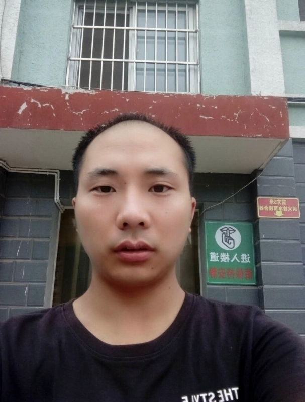 亮亮的第二张照片--呼和浩特相亲服务中心