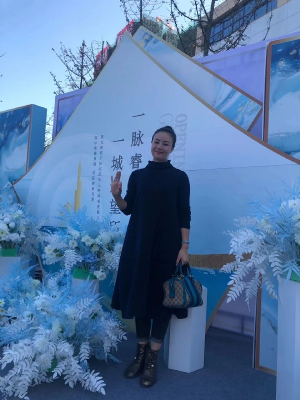 英子的第一张照片--呼和浩特相亲服务中心