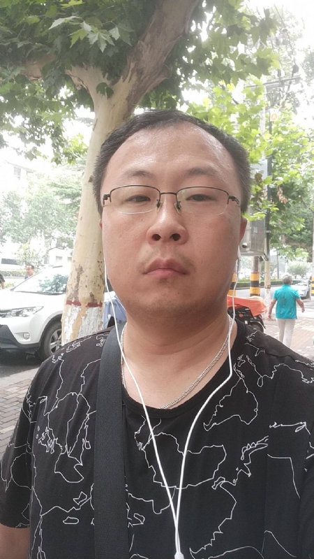 飘逸的星辰的第一张照片--呼和浩特相亲服务中心