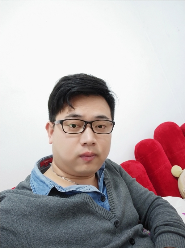 何必在亿的第一张照片--呼和浩特相亲服务中心