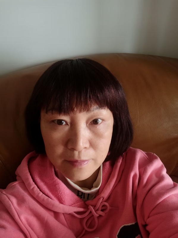 红玫瑰的第二张照片--呼和浩特相亲服务中心