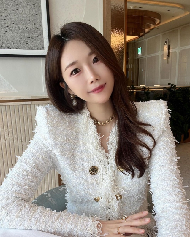 惠然的第一张照片--呼和浩特相亲服务中心