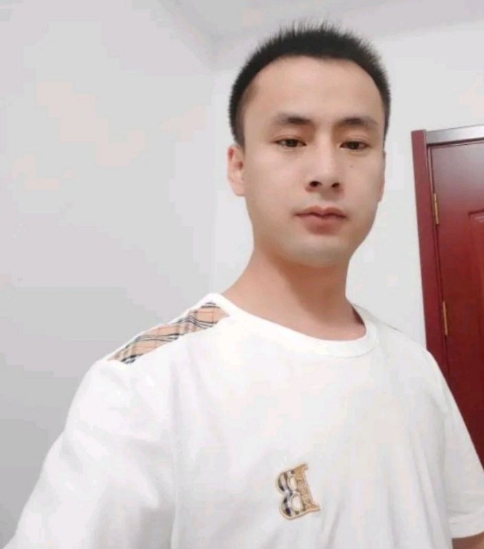 海阔天空的第一张照片--呼和浩特相亲服务中心