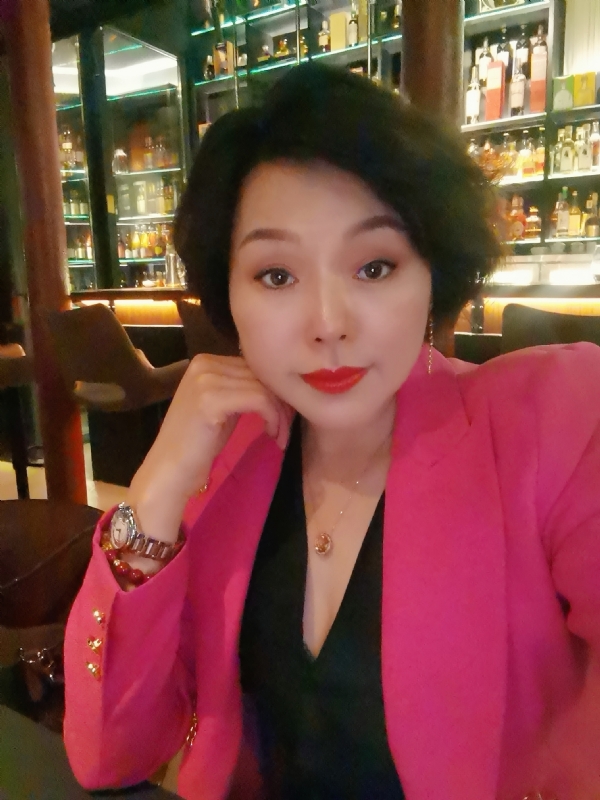 feng的第一张照片--呼和浩特相亲服务中心