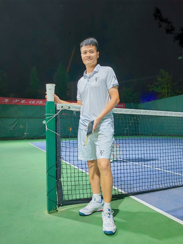 网球罗的第五张照片--呼和浩特相亲服务中心