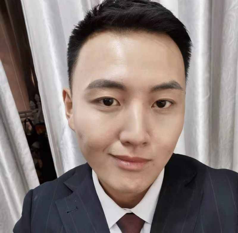 英俊潇洒的第二张照片--呼和浩特相亲服务中心