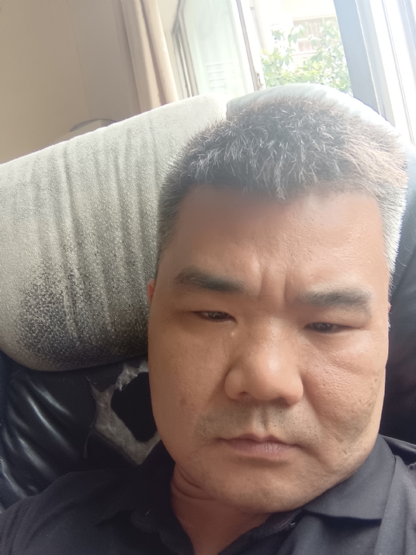 路人的第一张照片--呼和浩特相亲服务中心