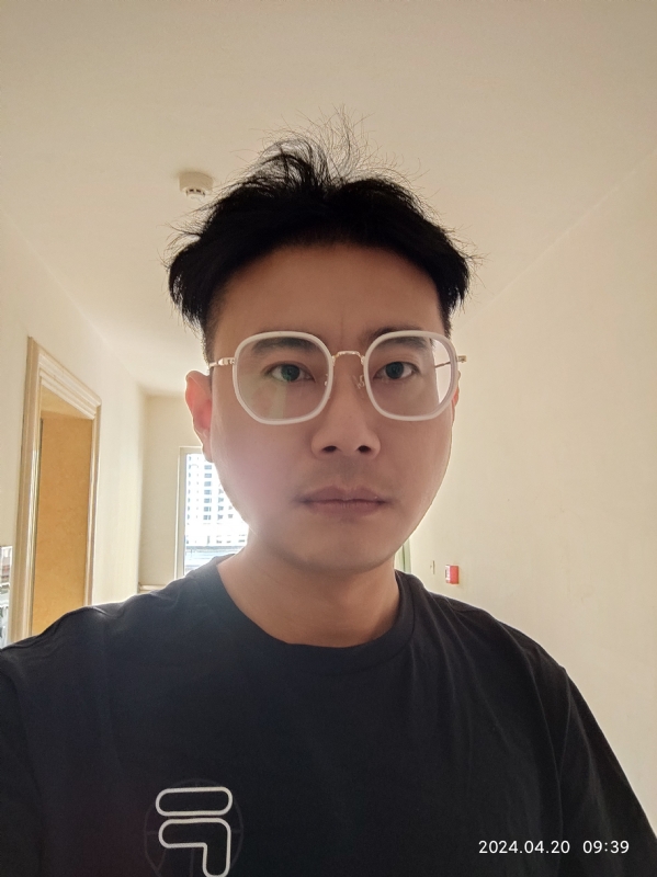 信带小李的第一张照片--呼和浩特相亲服务中心