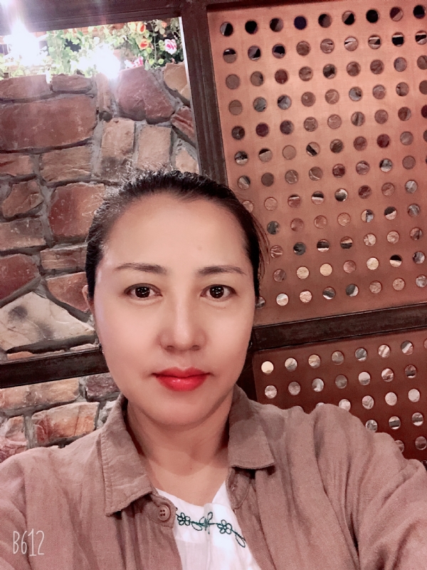 雲雲的第一张照片--呼和浩特相亲服务中心