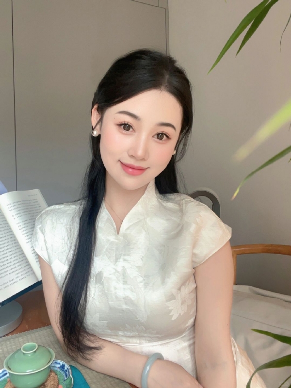 小慧的第一张照片--呼和浩特相亲服务中心