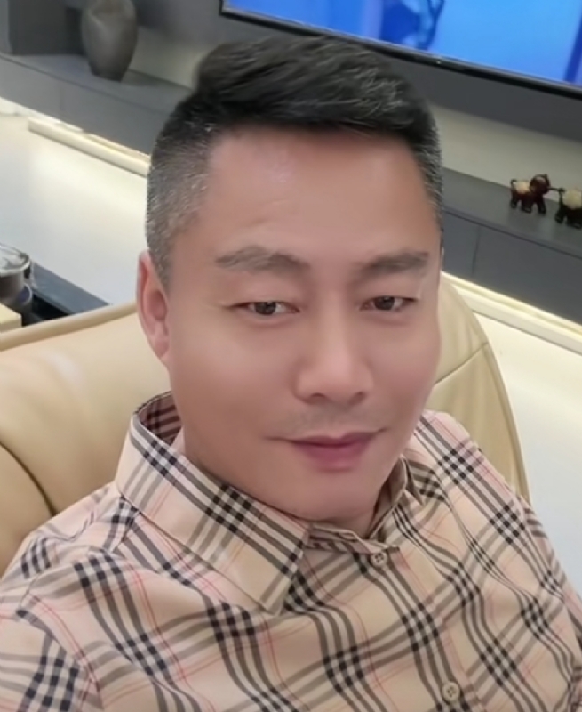 李*军的第二张照片--呼和浩特相亲服务中心