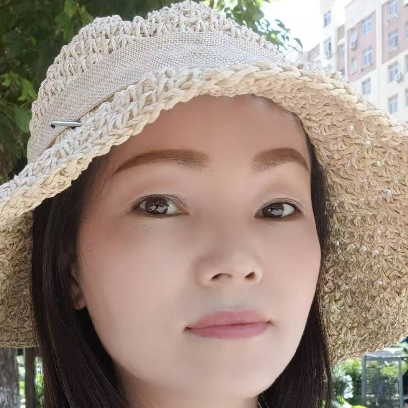 蓝妮的第二张照片--呼和浩特相亲服务中心