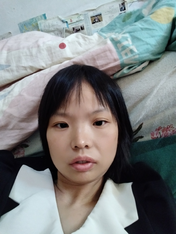 可爱的第三张照片--呼和浩特相亲服务中心