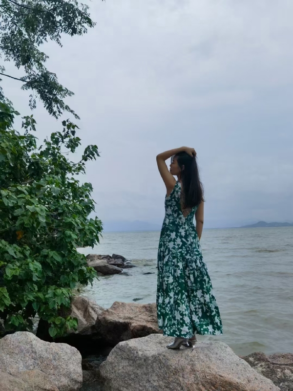 甜以待人的第四张照片--呼和浩特相亲服务中心