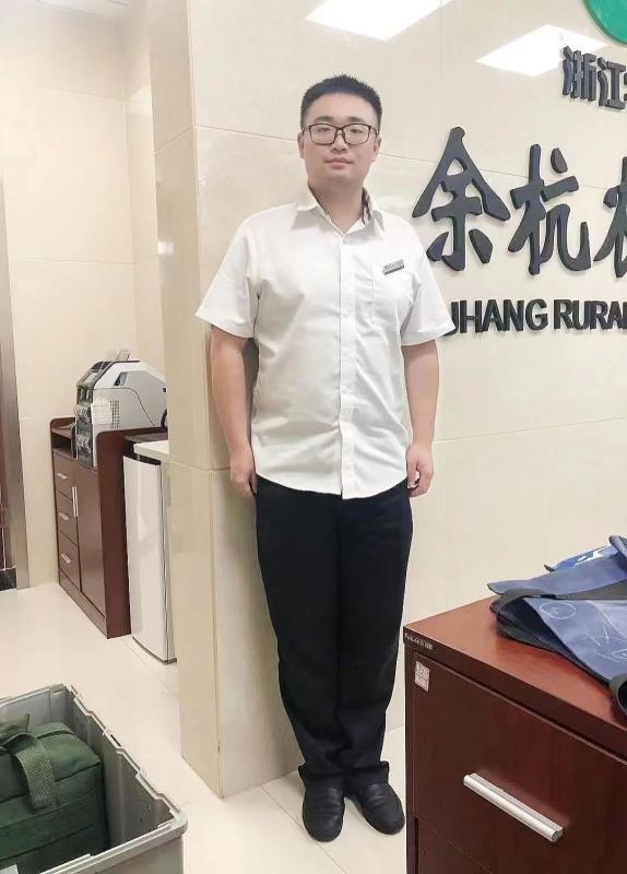 君临天下的第一张照片--呼和浩特相亲服务中心