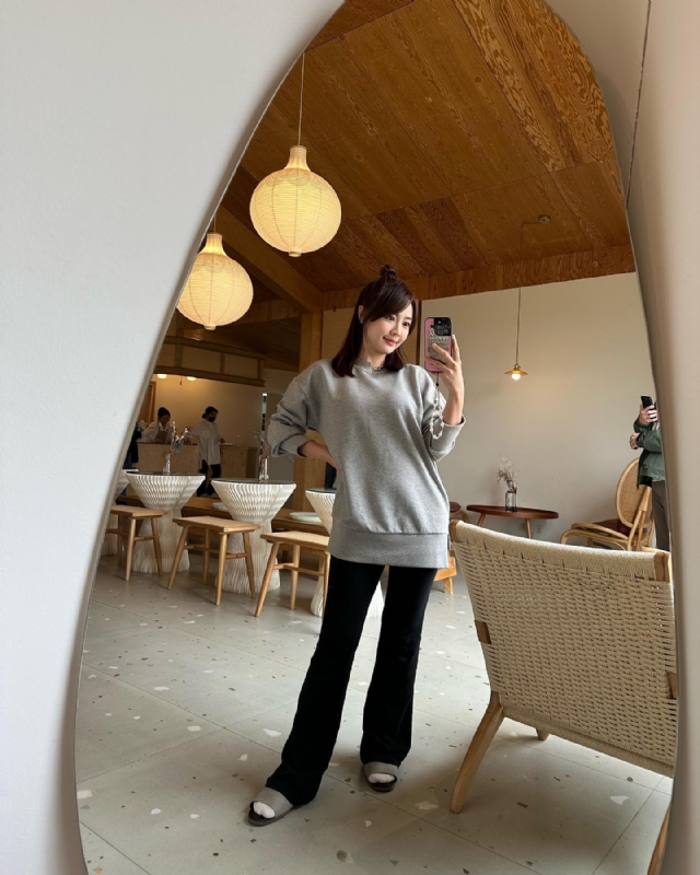 蓝色天空的第二张照片--呼和浩特相亲服务中心