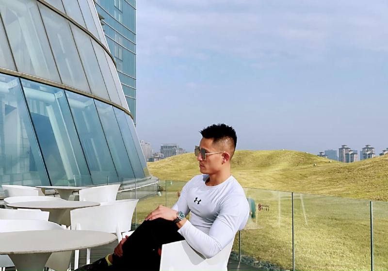 保家卫国的第一张照片--呼和浩特相亲服务中心